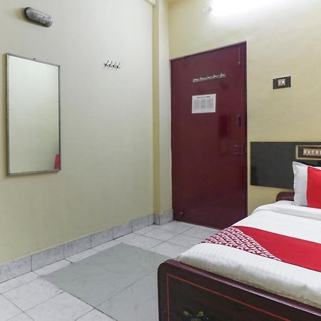 Oyo 45895 Hotel Blue Nile Chennai Exteriör bild