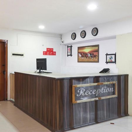 Oyo 45895 Hotel Blue Nile Chennai Exteriör bild